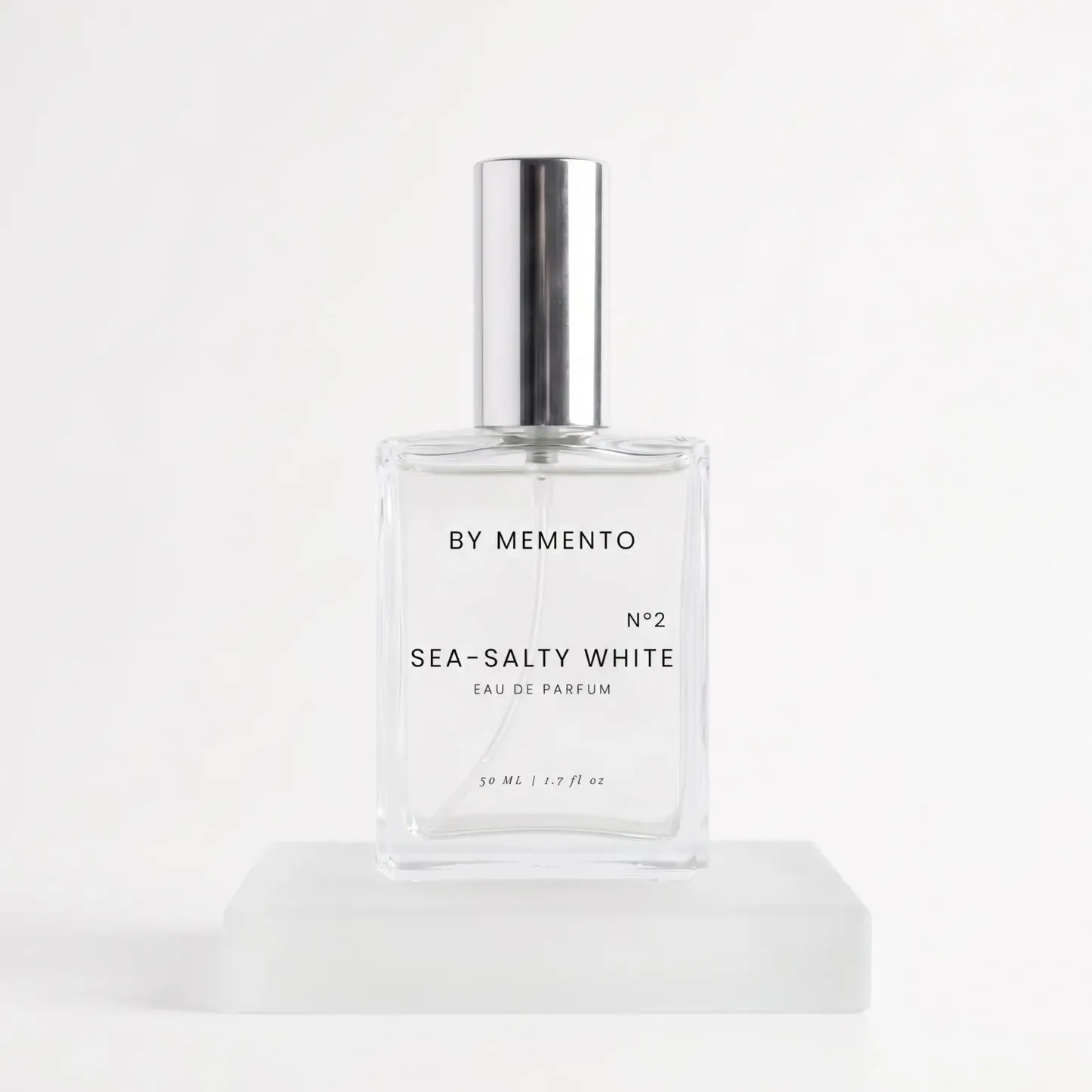 Sea-Salty White 白緣